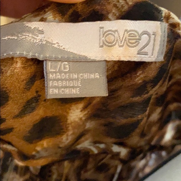 💰SOLD 💰$5 Sale 😃 Sheer Leopard Dress - Picture 5 of 5